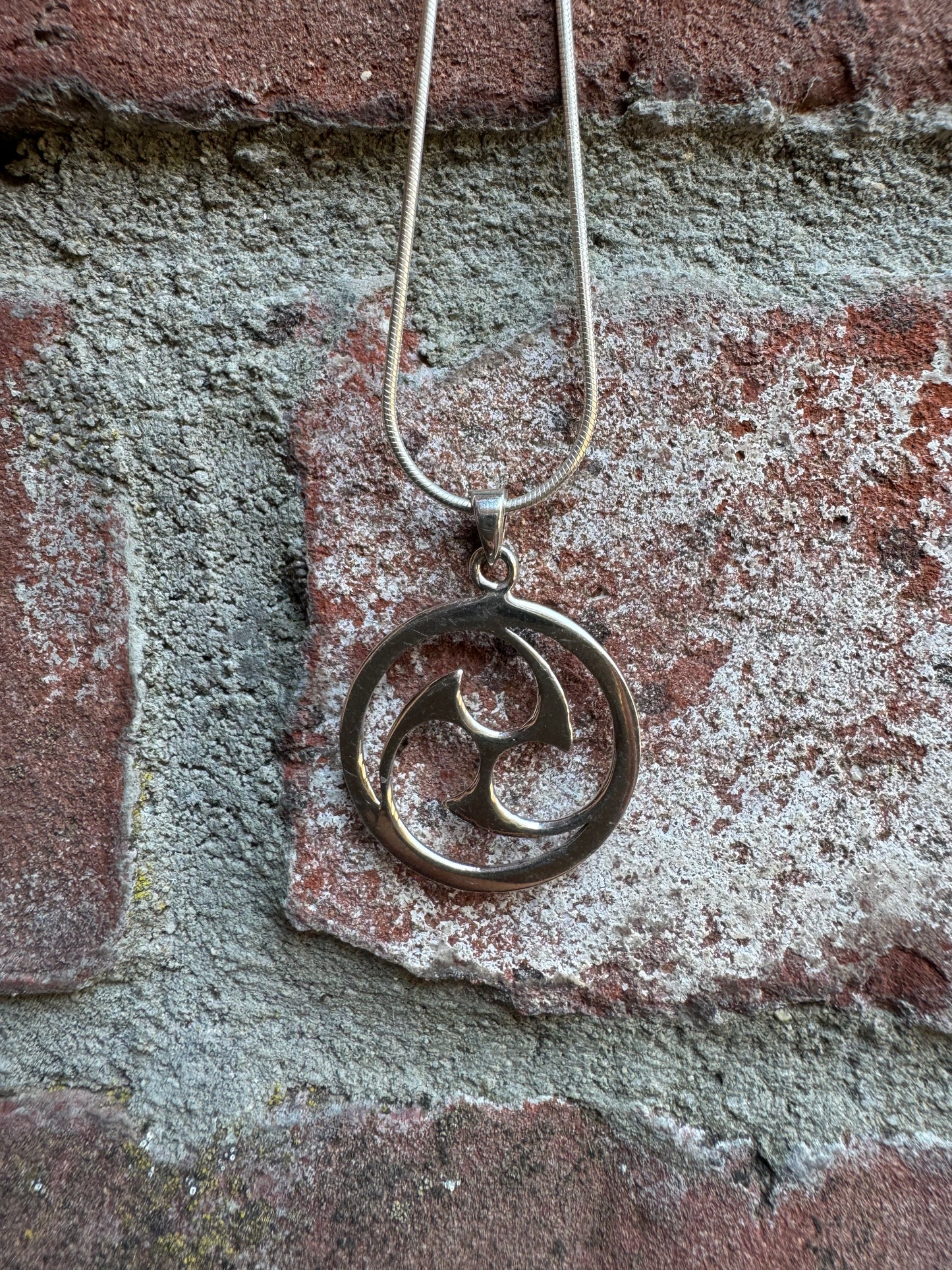 Celtic Knot Silver Pendant 04